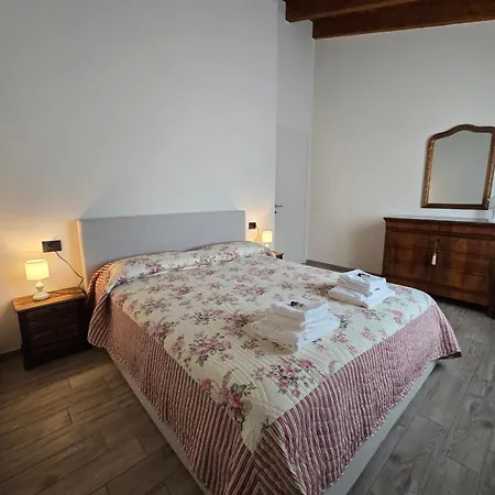 Oasi Di Pace Nella Val Di Taro Apartment Compiano Exterior photo